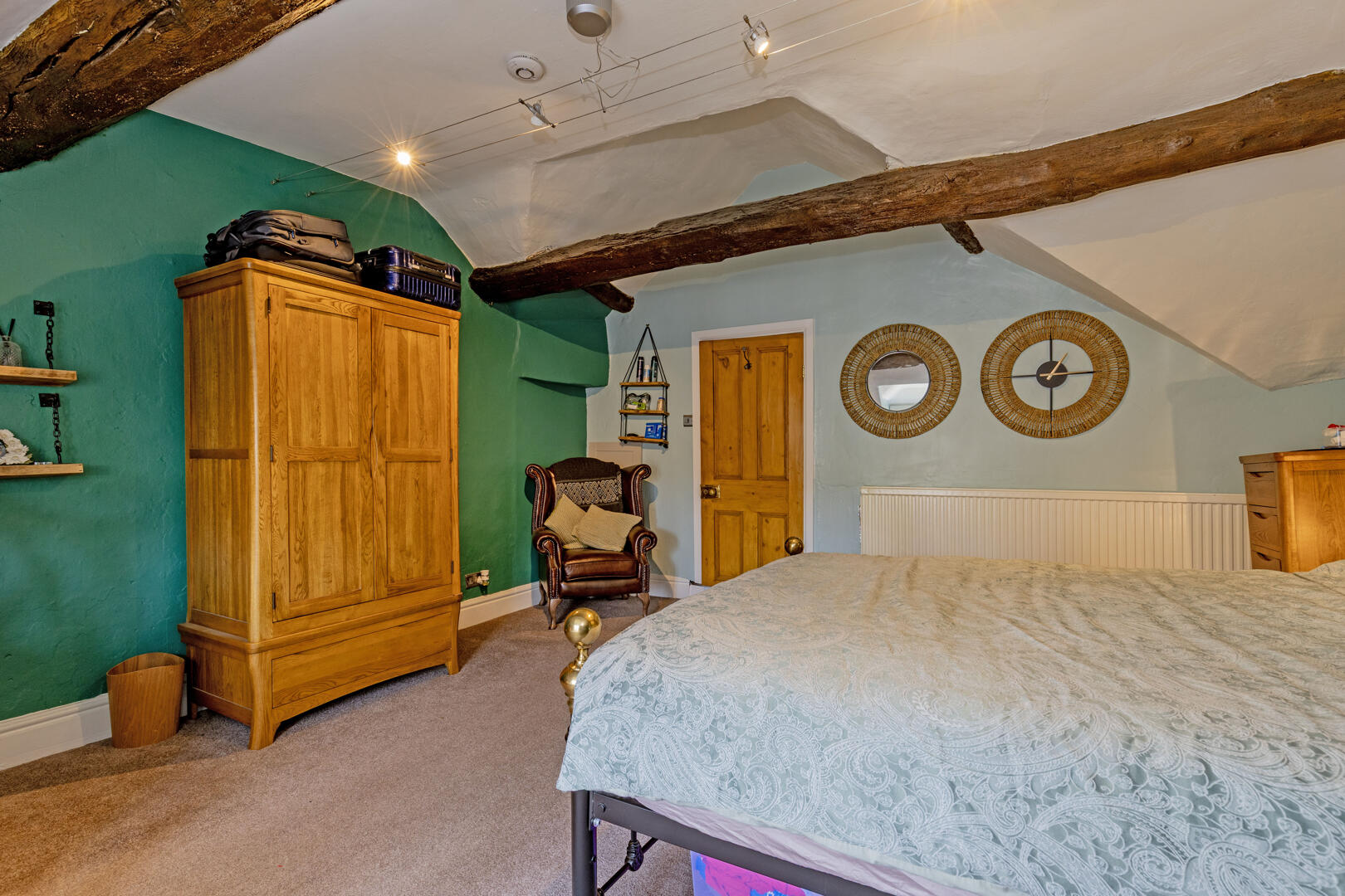 The Corner House, 1 Pursglove Road, Tideswell, SK17 8LG