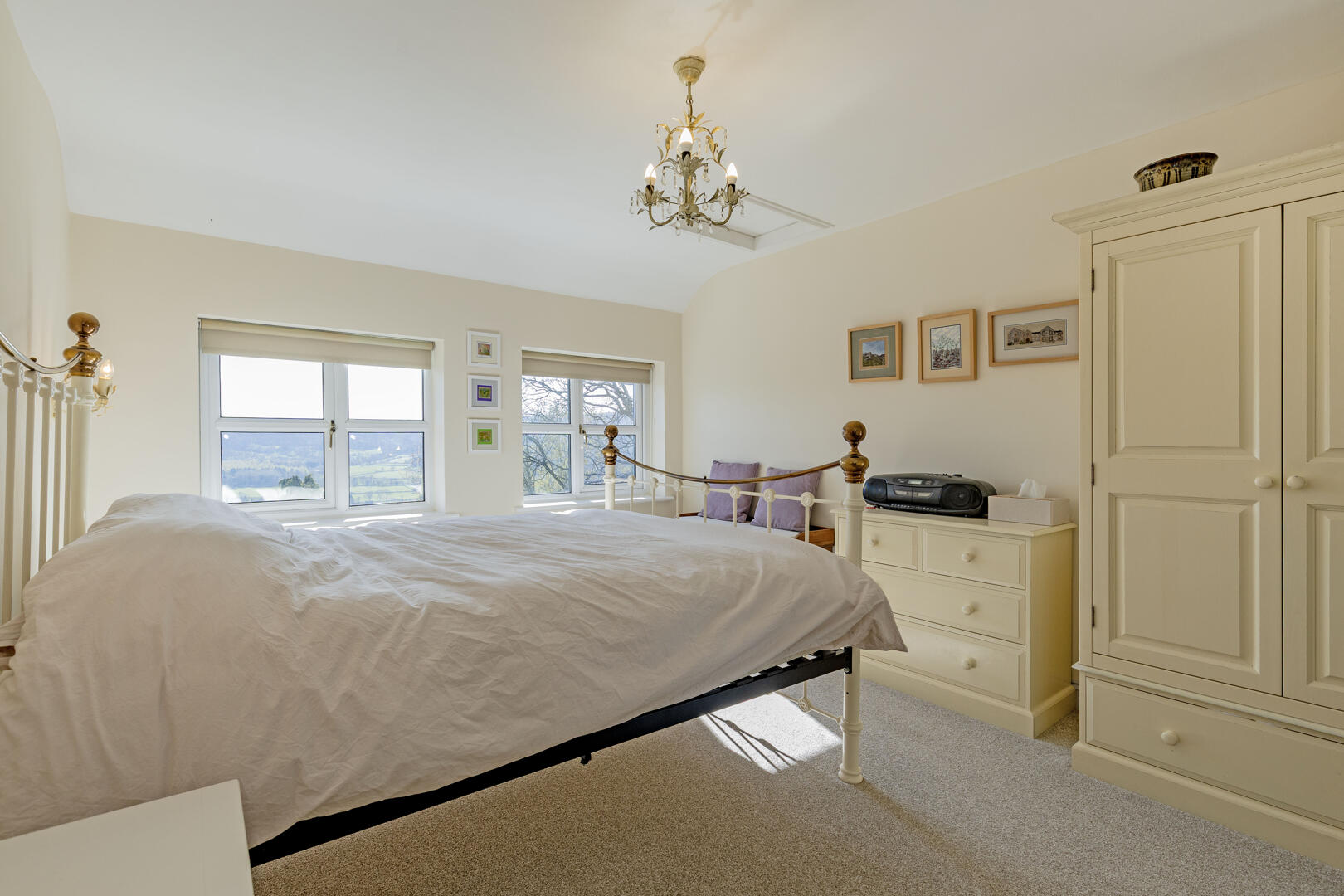 Hill Crest, Bent Lane, Darley Dale, DE4 2HN