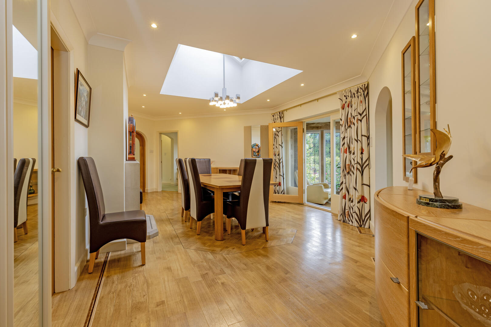 Low Wood, Coombs Road, Bakewell, DE45 1AQ