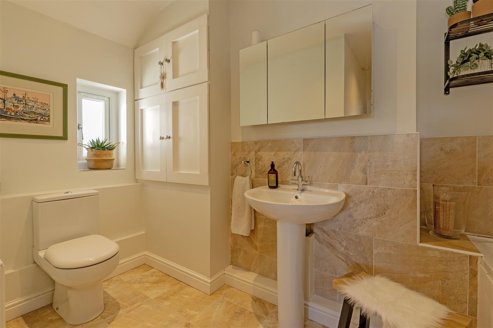 Clevedon, Main Road, Taddington, Buxton, SK17 9TR