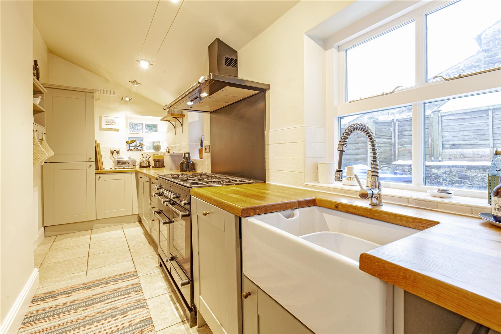 Handel House, Queen Street, Tideswell, SK17 8PF