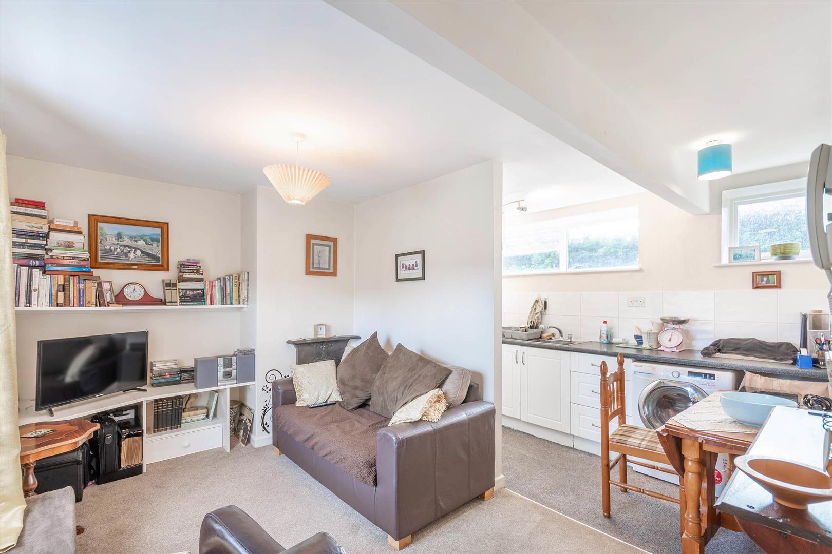 Flat 6 Regency House, Buxton Road, Bakewell, DE45 1BZ