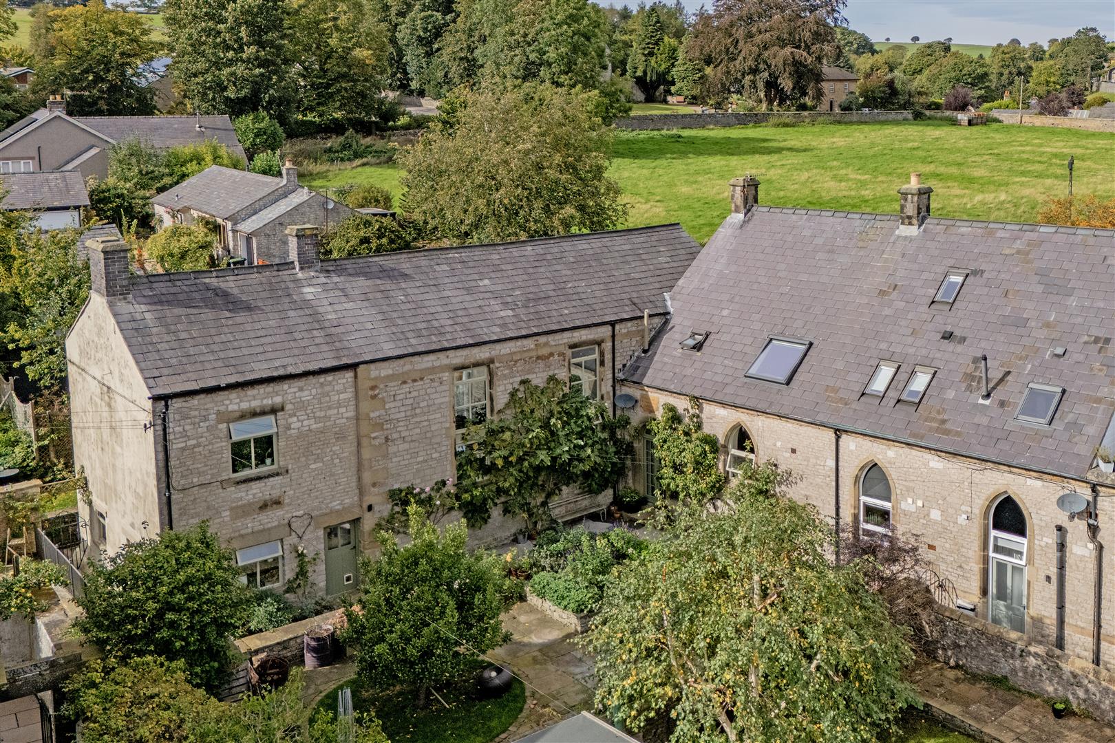 Chapel House, High Street, Tideswell, SK17 8LB