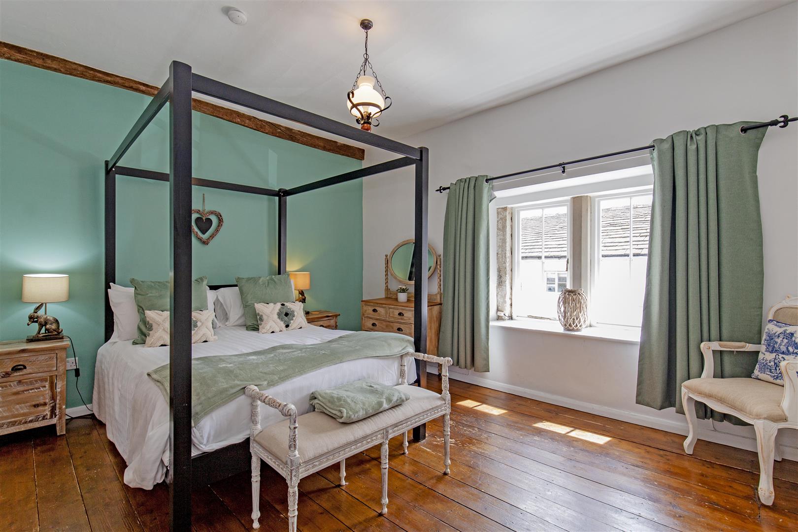 White Swan Cottage, 5 Church Street, Youlgrave, Bakewell, DE45 1WL