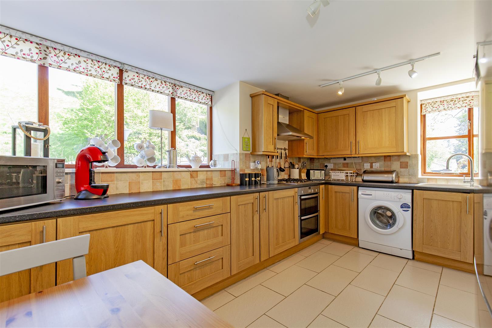 Brookside, Manchester Road, Tideswell, SK17 8LL