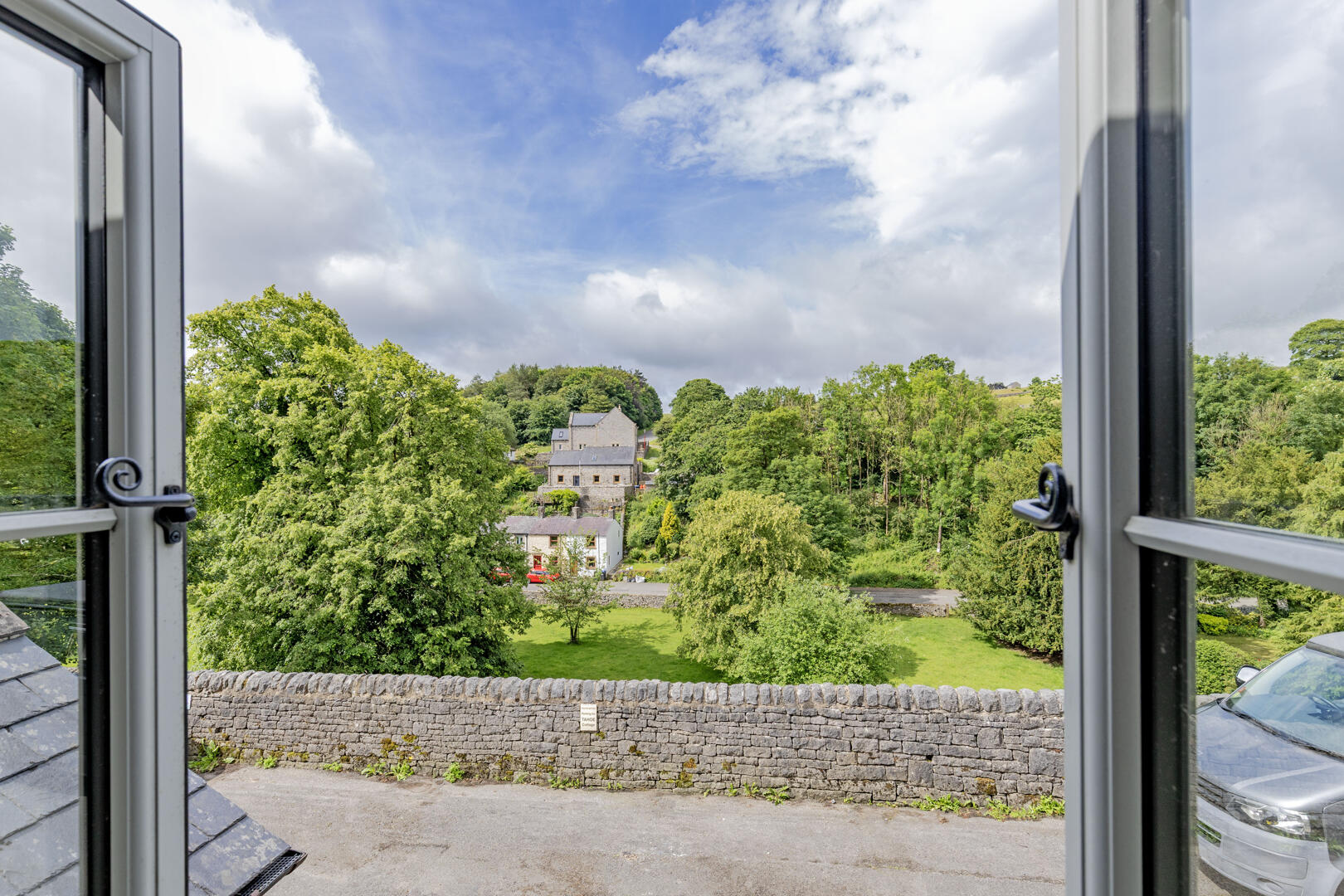 Tahoe, Lower Terrace Road, Tideswell, Buxton, SK17 8LX
