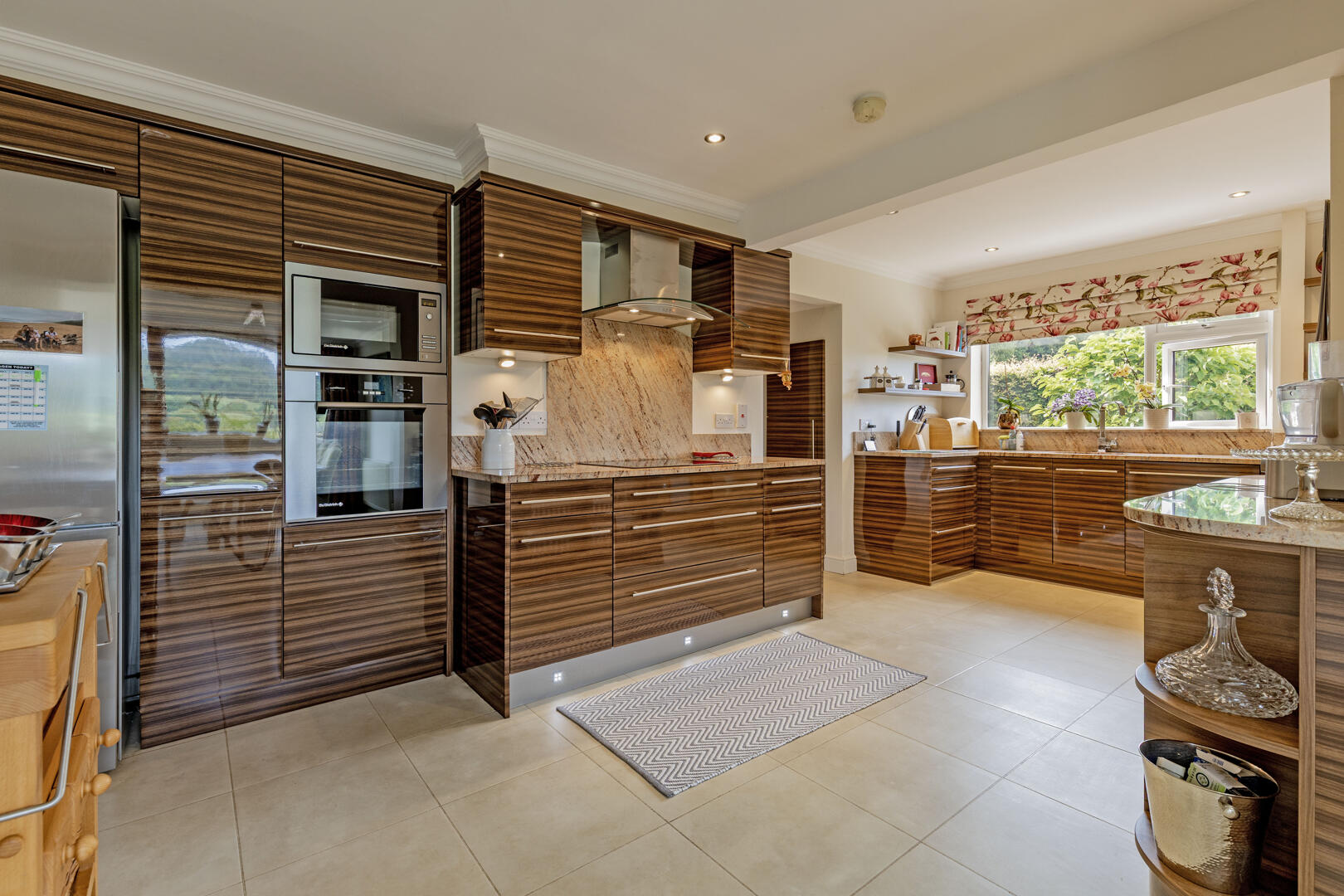 16, Catcliff Close, Bakewell, DE45 1AZ