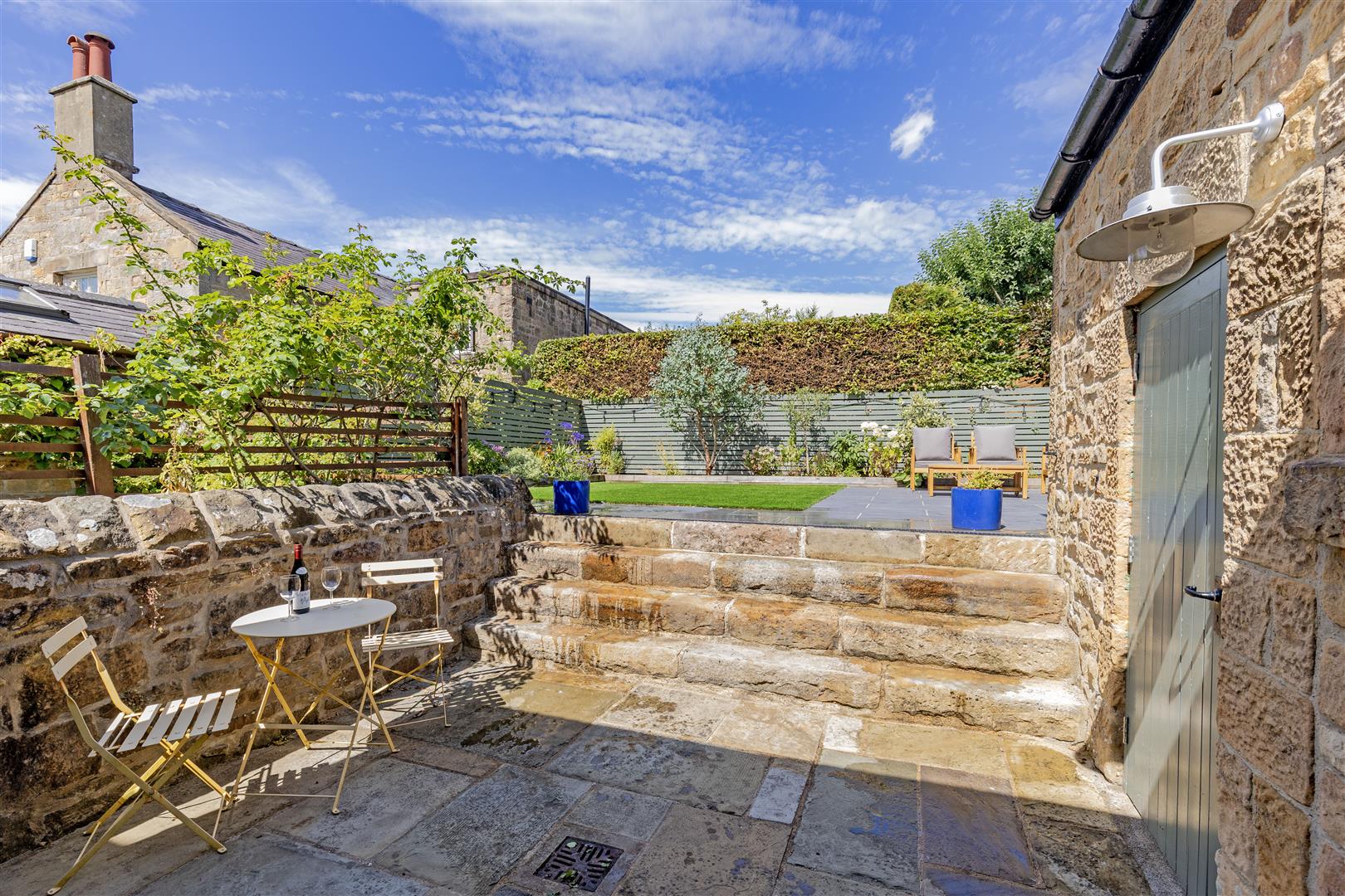 2, The Green, Bar Road, Baslow, DE45 1SF
