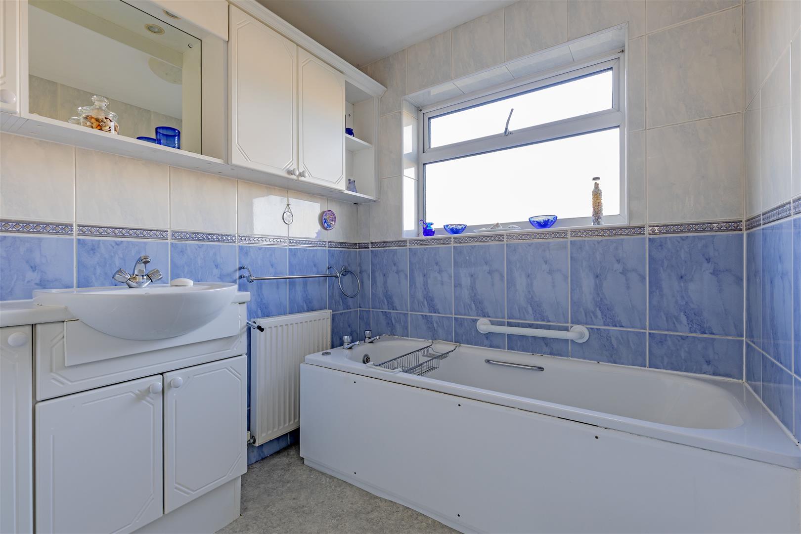West House, Glebe Avenue, Great Longstone, DE45 1TY