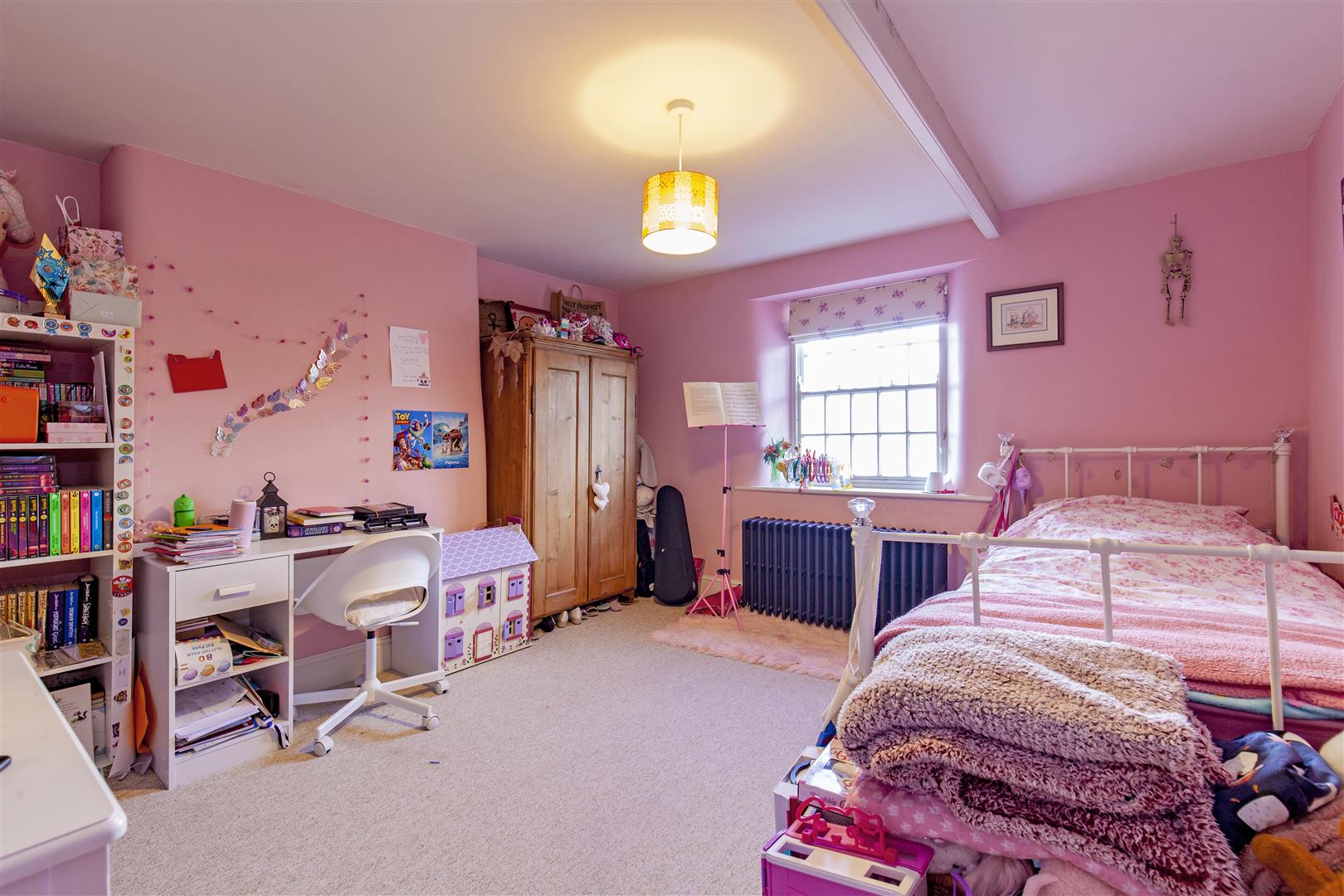1, New Houses, Bottomhill Road, Cressbrook, SK17 8ST