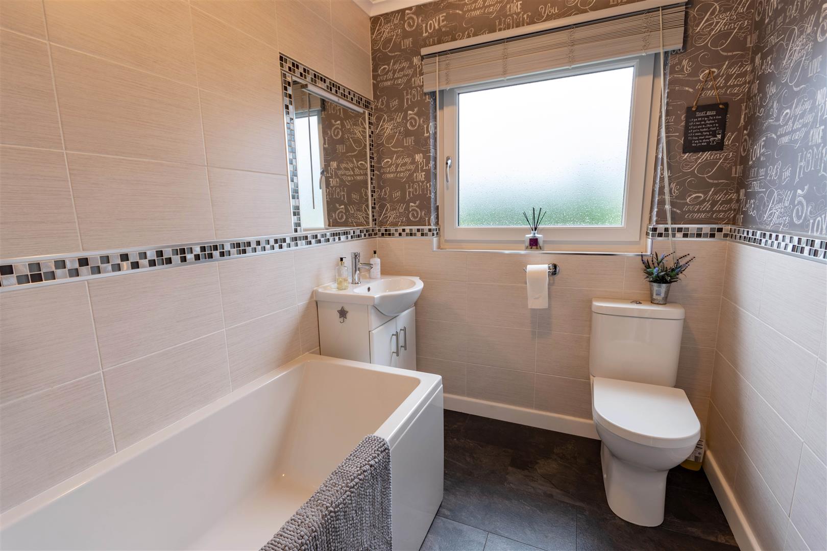 6, Hawksley Drive, Darley Dale, DE4 2HL