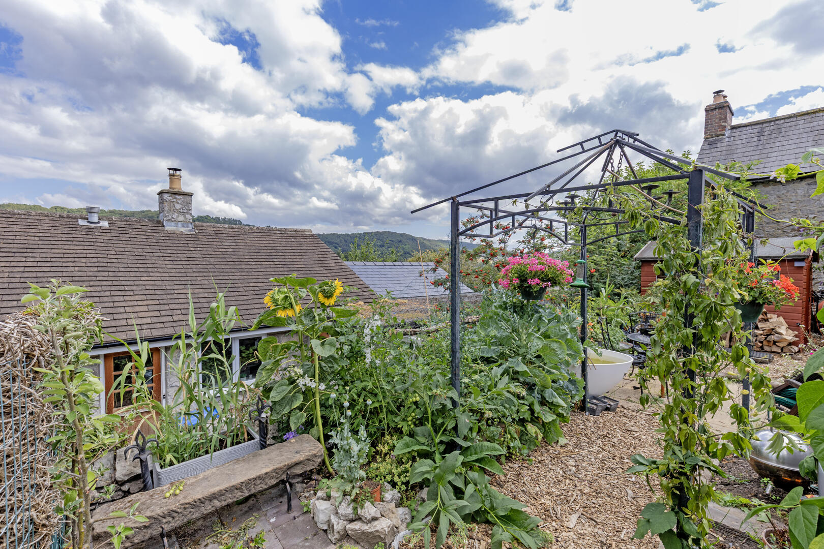 10, Rock Terrace, Bakewell, DE45 1DJ