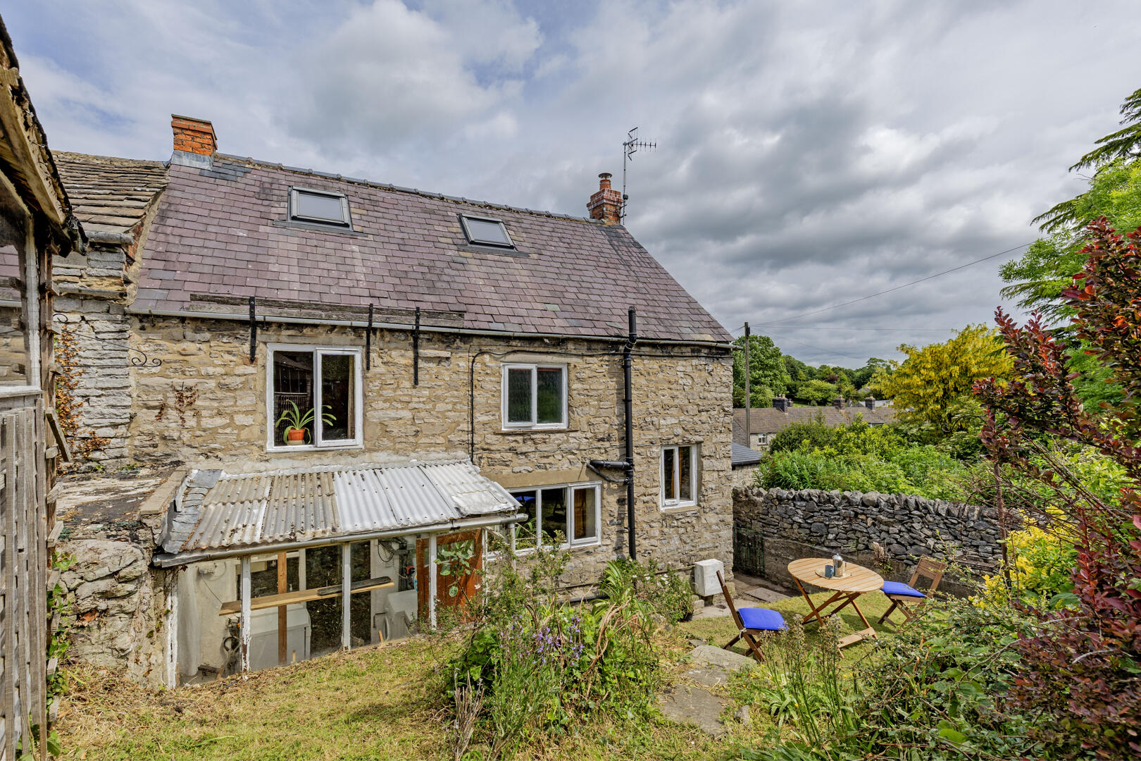 Stone Cottage, Sunny Bank, Great Longstone, DE45 1TL