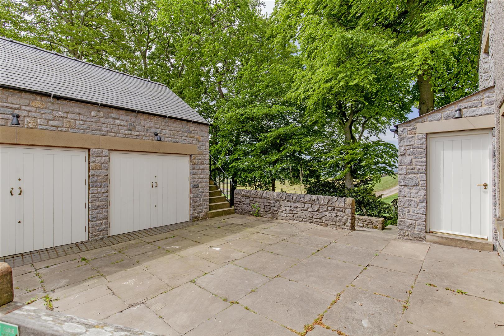 1, New Houses, Bottomhill Road, Cressbrook, SK17 8ST