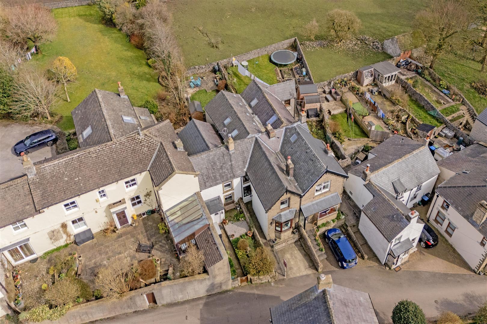 Moorfield, Alma Road, Tideswell, SK17 8ND