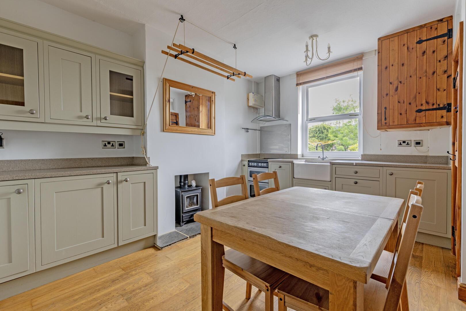 3, Rock Terrace, Bakewell, DE45 1DJ
