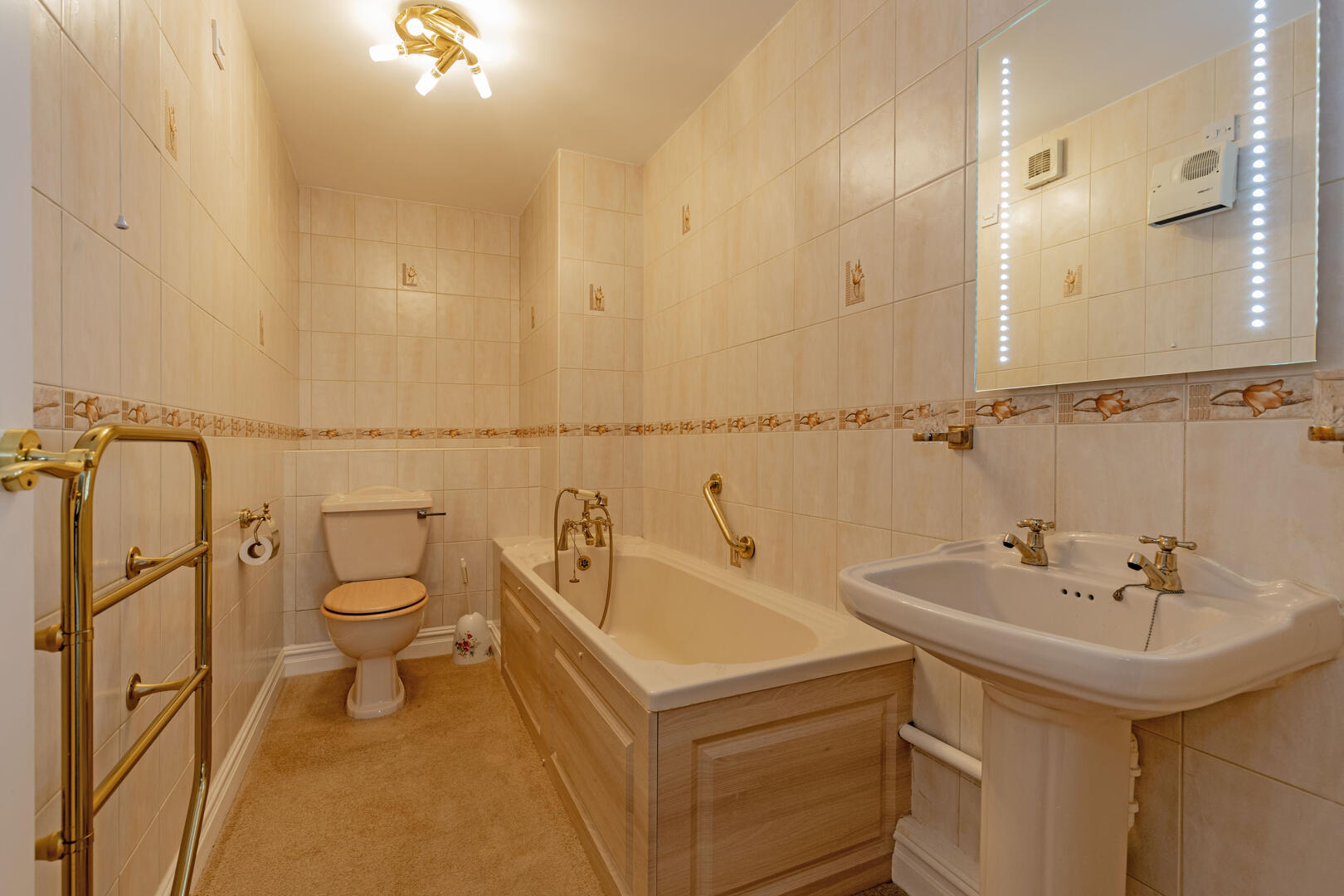 Apartment 10, Holme Court, Matlock Street, Bakewell, DE45 1GQ