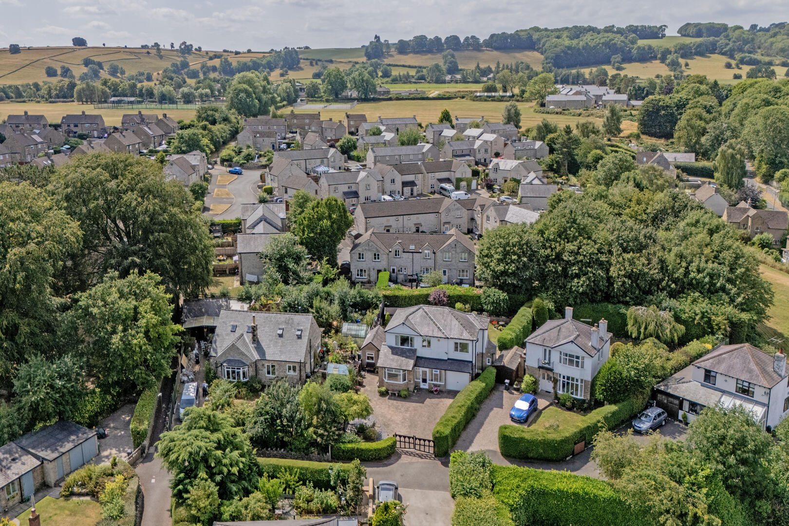 Lyndhurst, The Yeld, Bakewell, DE45 1FH