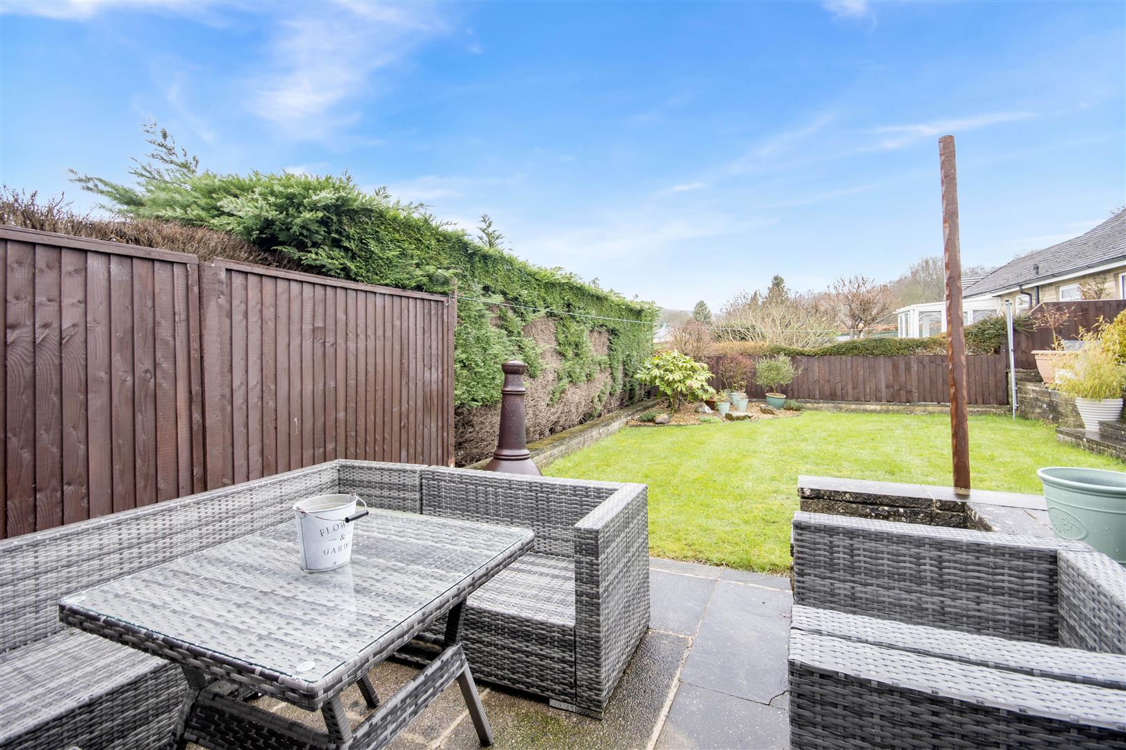 6, Hawksley Drive, Darley Dale, DE4 2HL