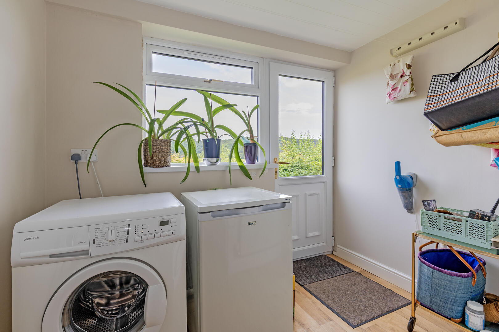 16, Catcliff Close, Bakewell, DE45 1AZ