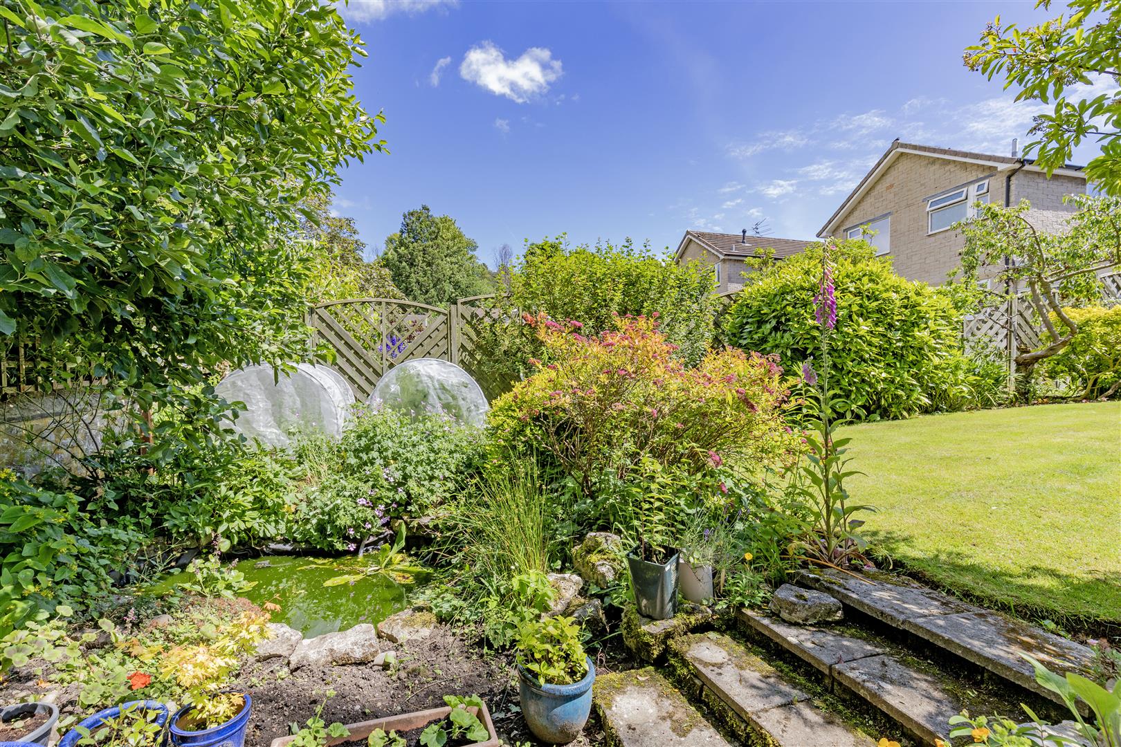 27, Castle Mount Crescent, Bakewell, DE45 1AT