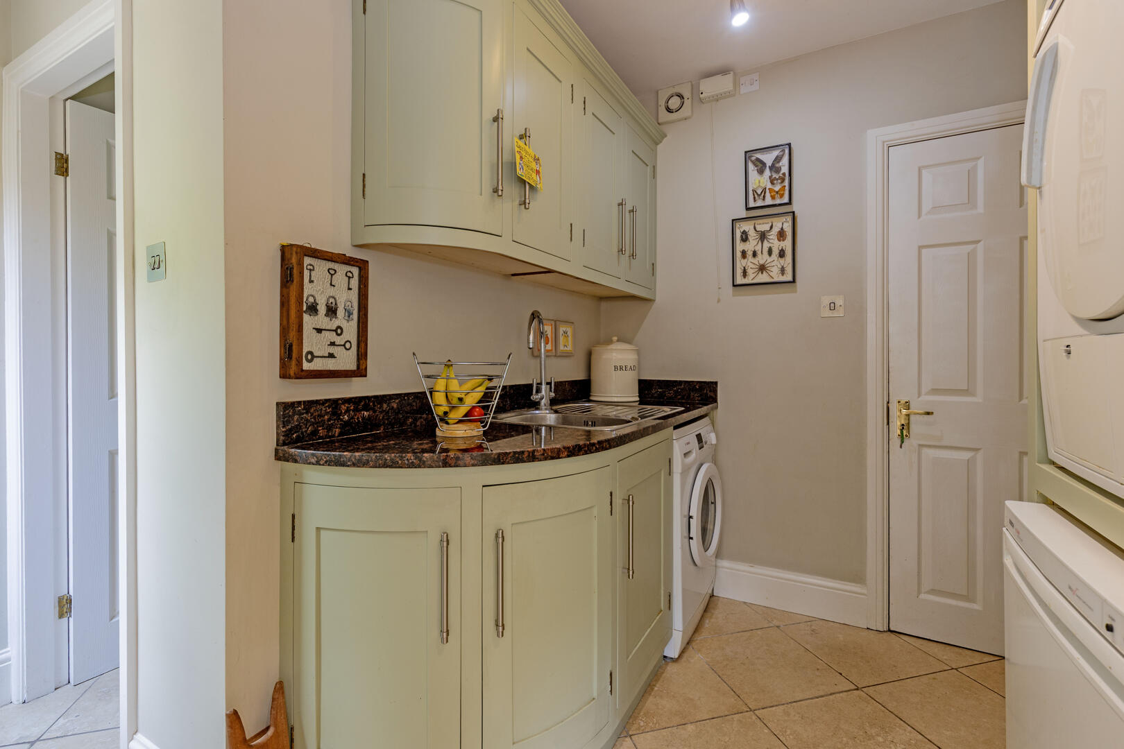 Lyndhurst, The Yeld, Bakewell, DE45 1FH