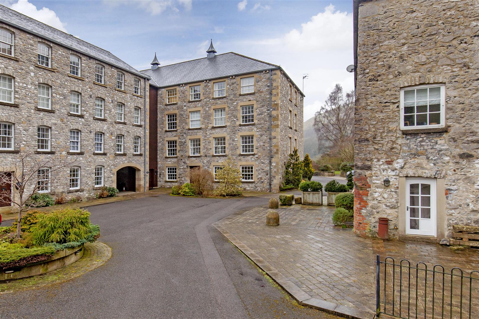 5, Bobbin Mill, Cressbrook, SK17 8SA