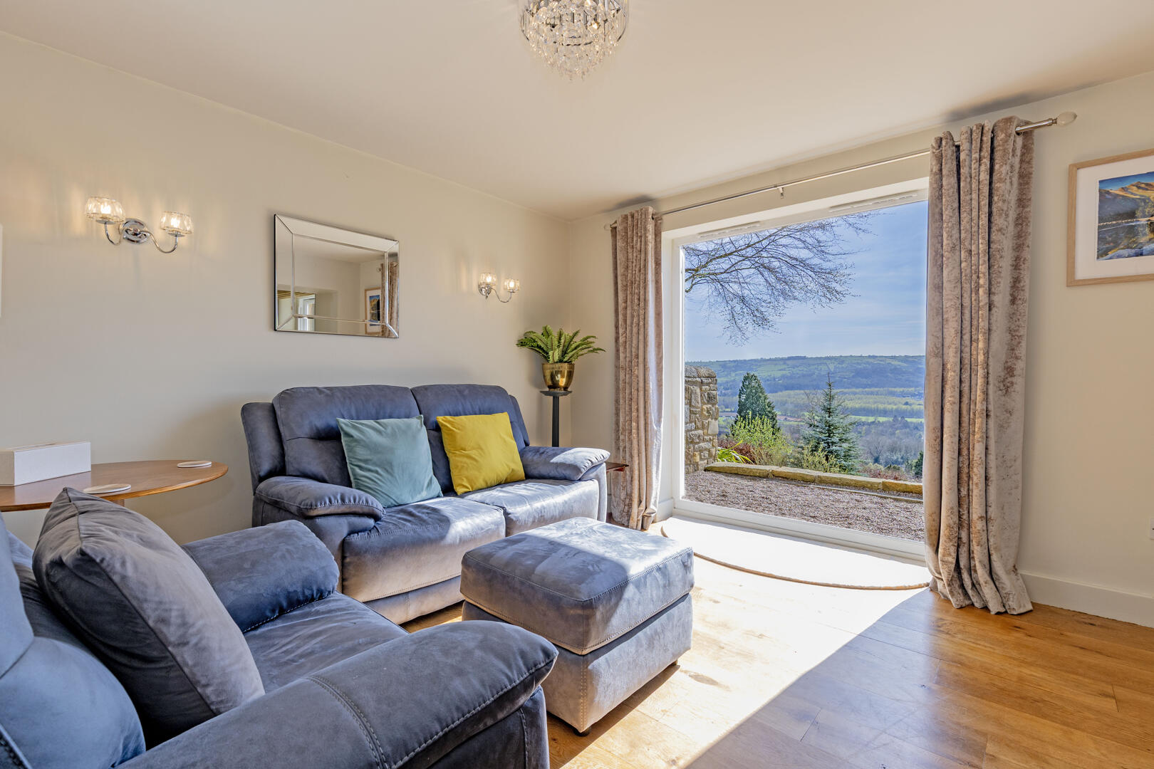 Hill Crest, Bent Lane, Darley Dale, DE4 2HN