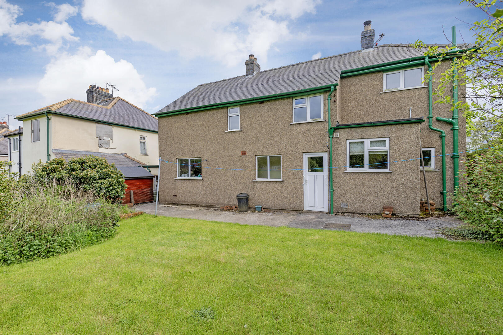 Daleway, Butts Road, Great Longstone, DE45 1UB