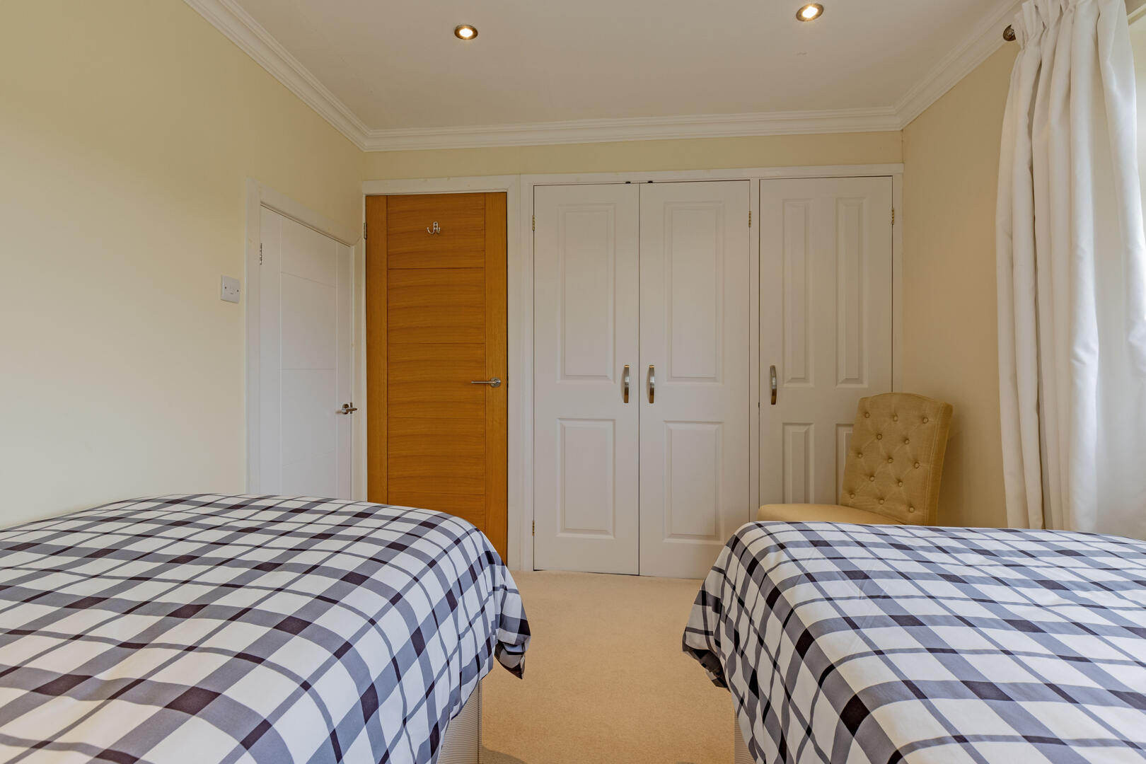 16, Catcliff Close, Bakewell, DE45 1AZ