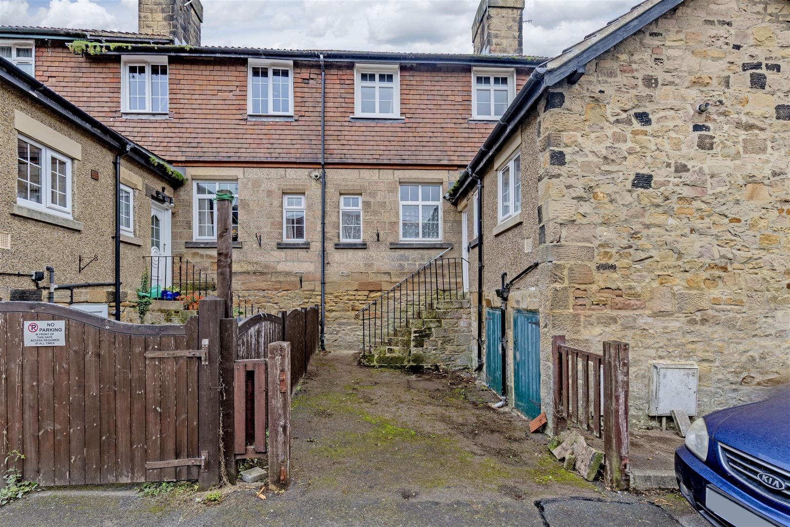 11, Chatsworth Road, Rowsley, DE4 2EJ