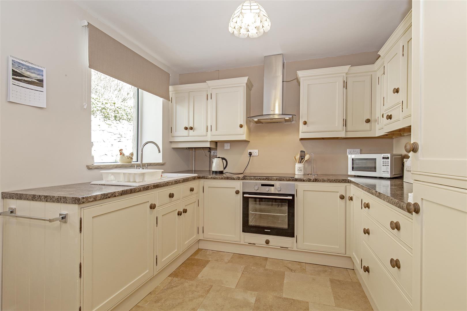 4, Alma Road, Tideswell, SK17 8ND