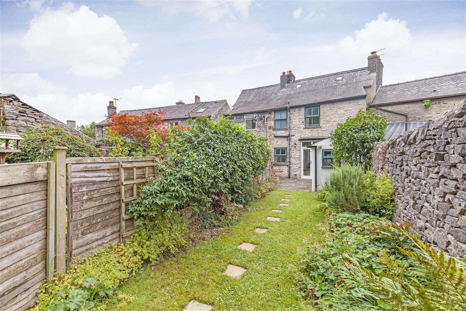 Handel House, Queen Street, Tideswell, SK17 8PF