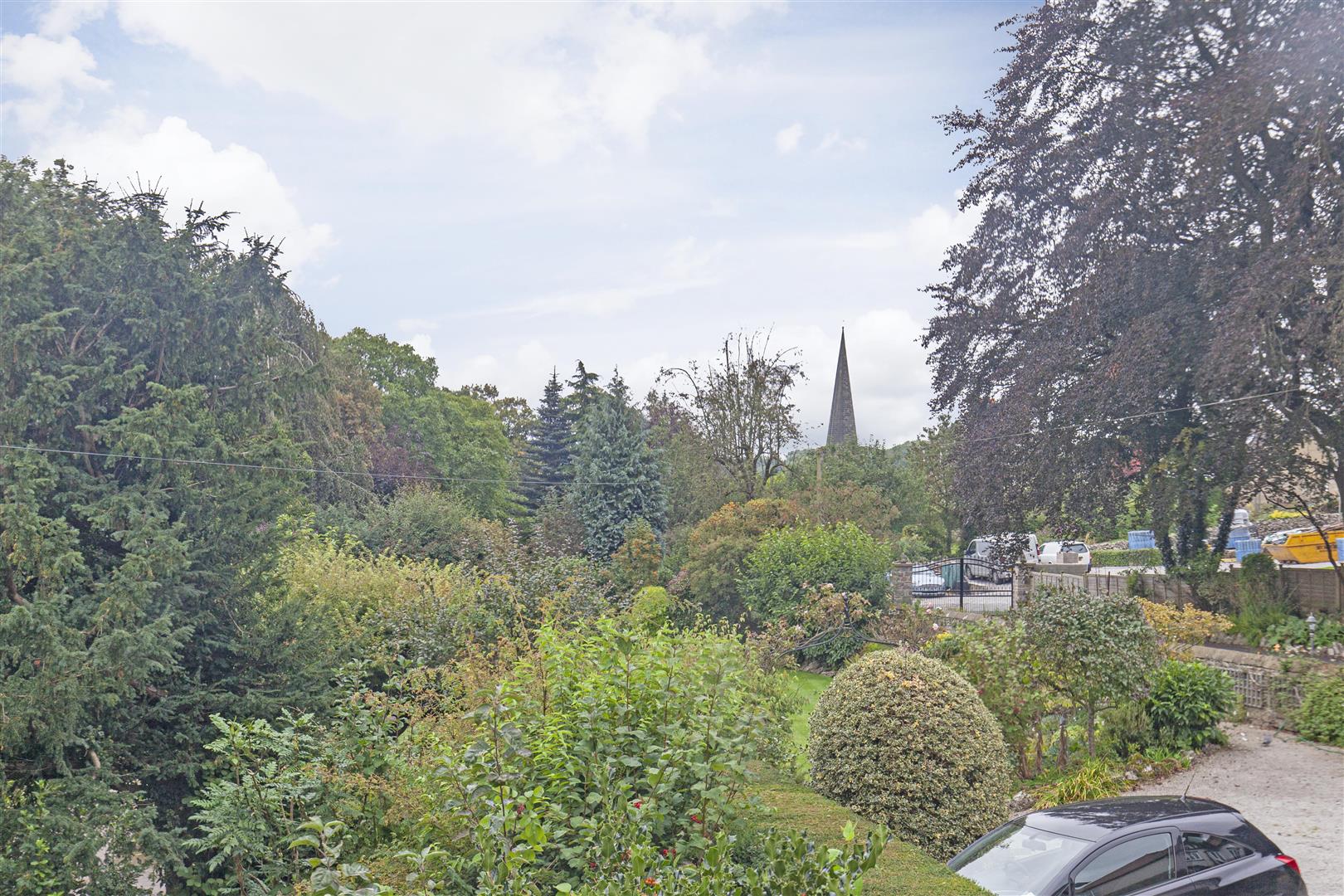 The Orchard, Stanedge Road, Bakewell, DE45 1DG