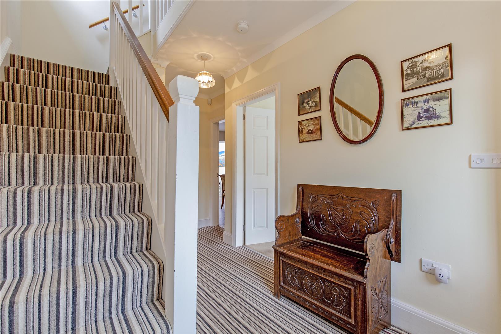 Marcroft, Haddon Road, Bakewell, DE45 1EP