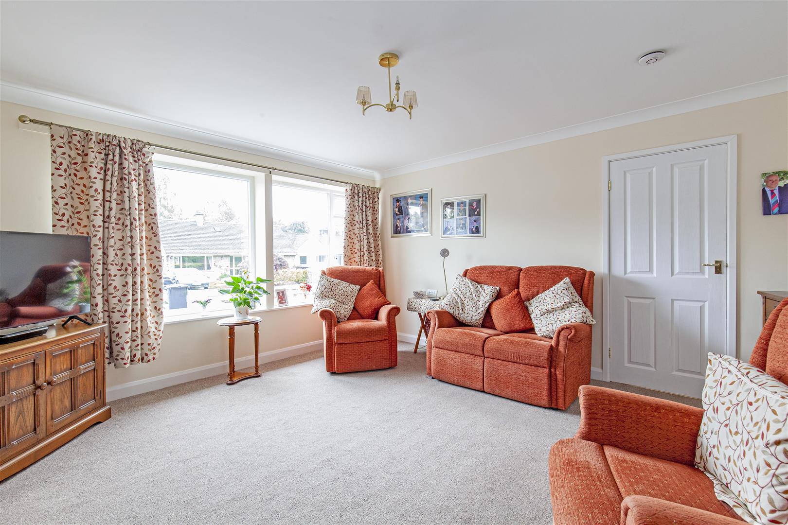 Kingfield, Wyedale Drive, Bakewell, DE45 1BB
