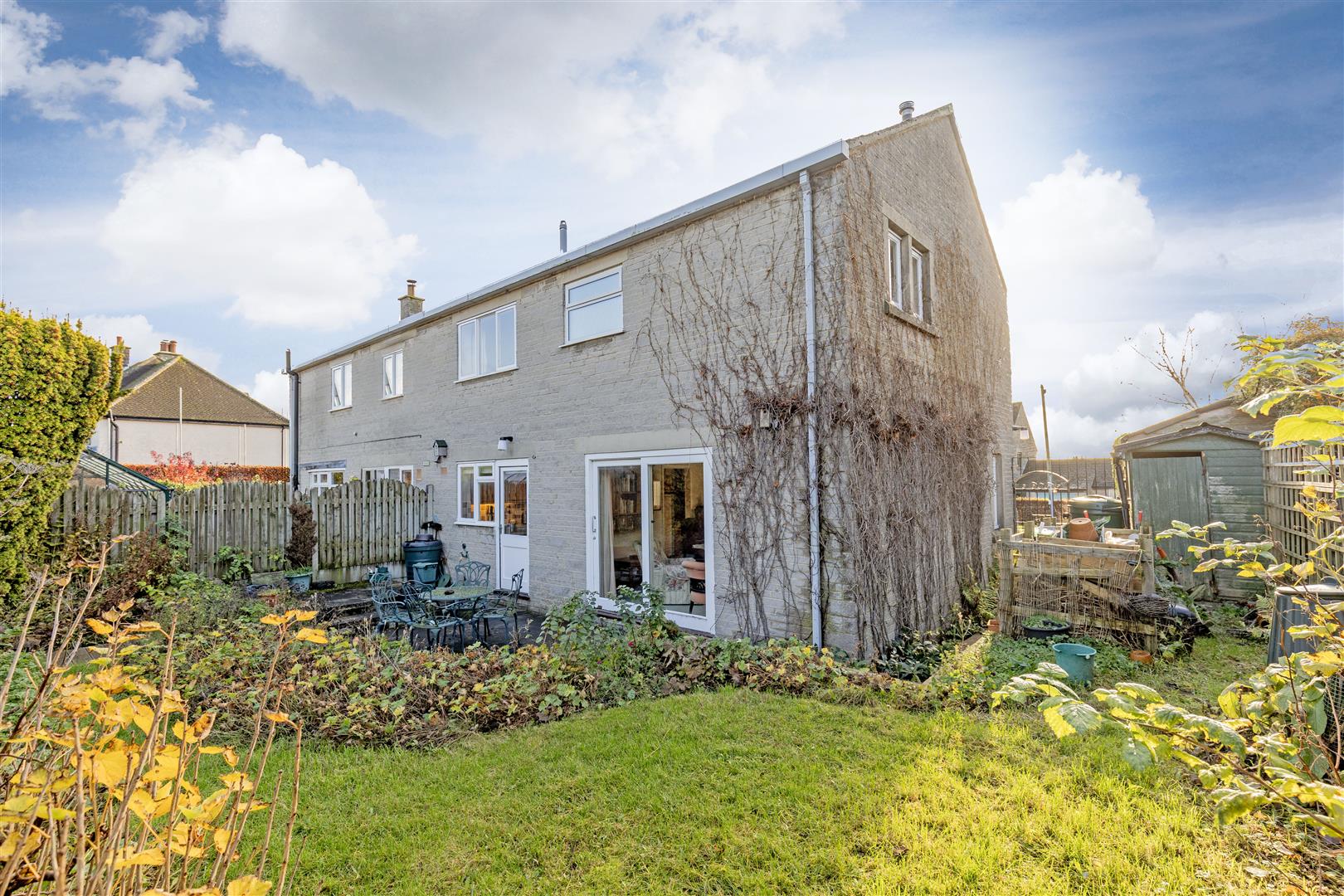 West House, Glebe Avenue, Great Longstone, DE45 1TY