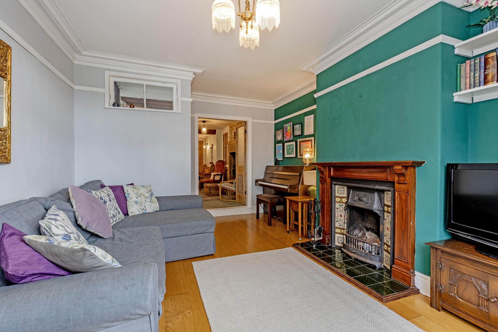 Moorfield, Alma Road, Tideswell, SK17 8ND