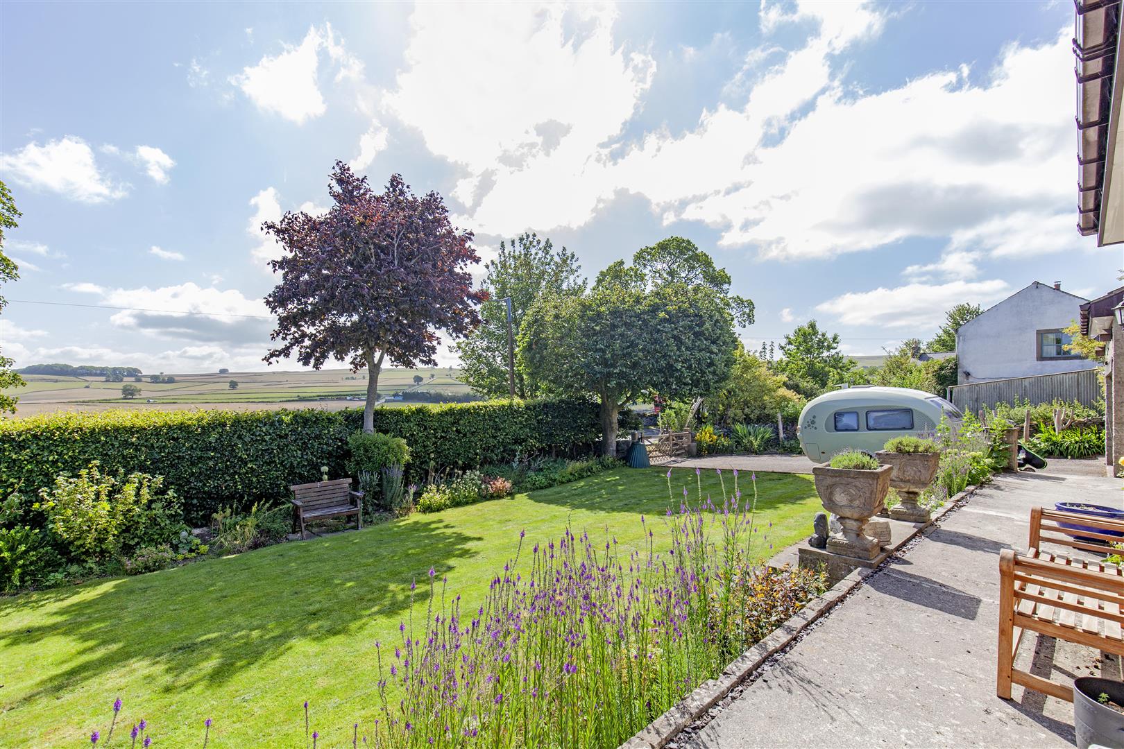 Douglas Lodge, Wardlow, Buxton, Derbyshire, SK17 8RP