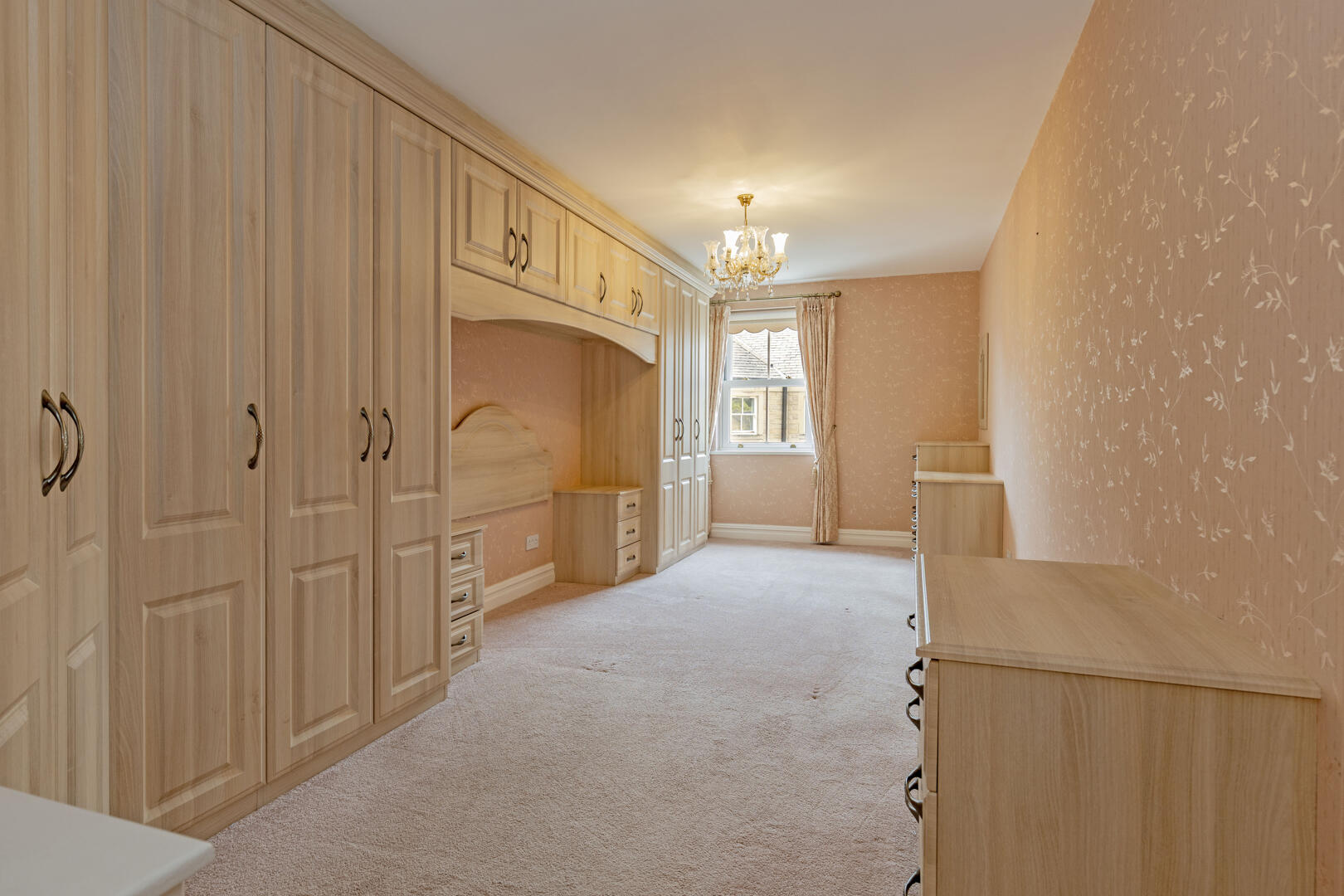 Apartment 10, Holme Court, Matlock Street, Bakewell, DE45 1GQ