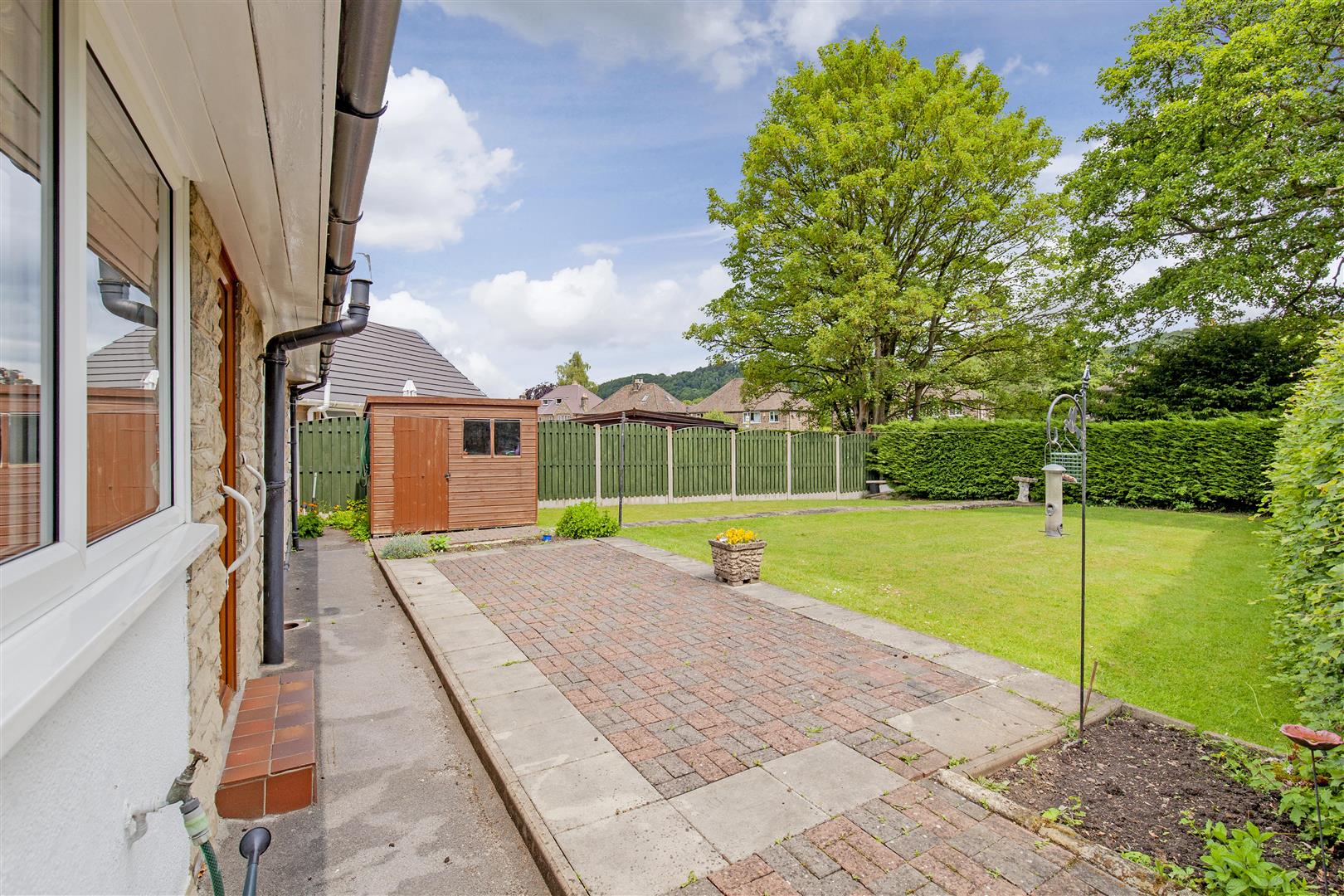 Silverhow, Burton Close Drive, Bakewell, DE45 1BG