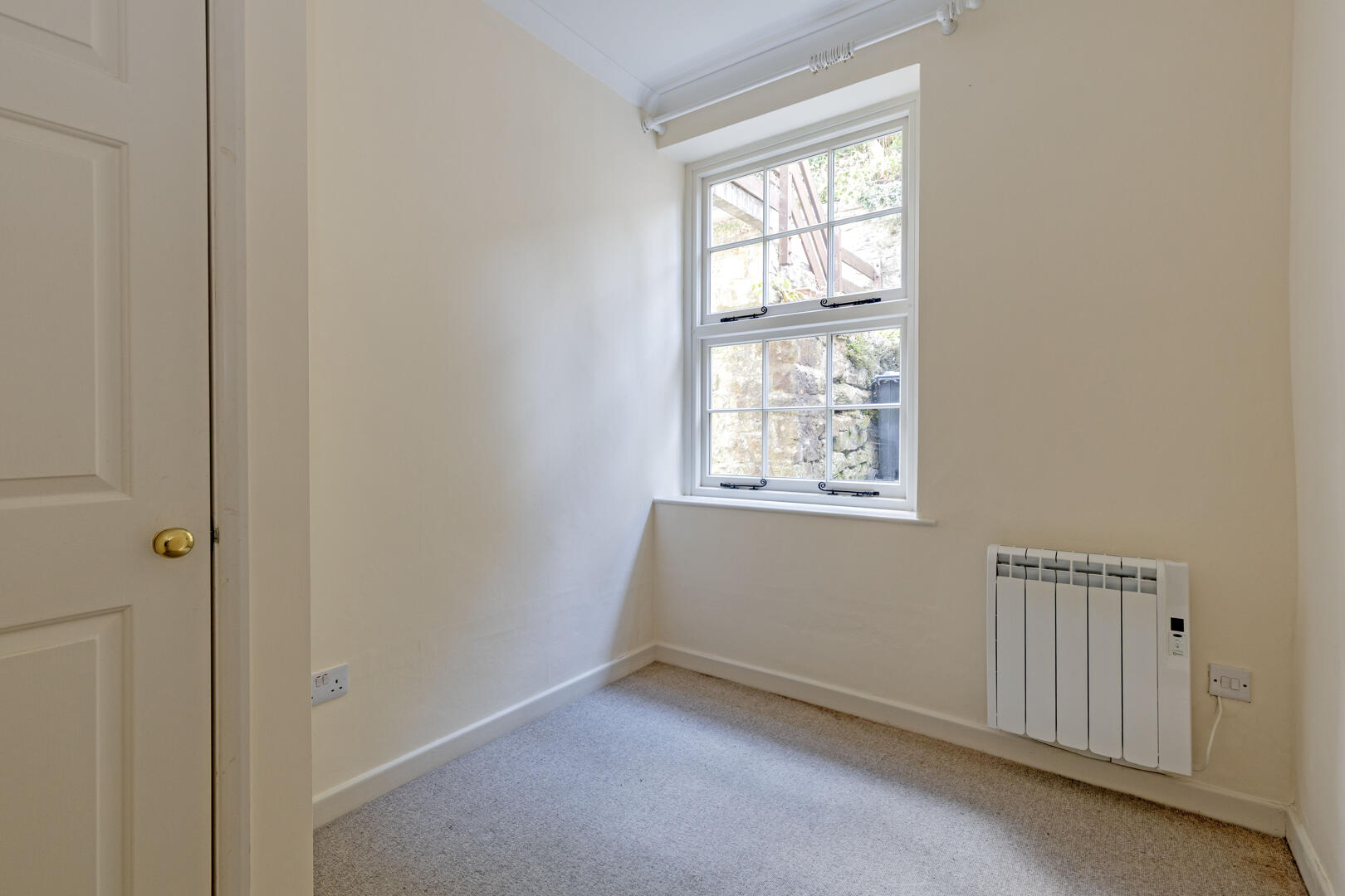 1 Regency House, Rutland Terrace, Buxton Road, Bakewell, DE45 1BZ