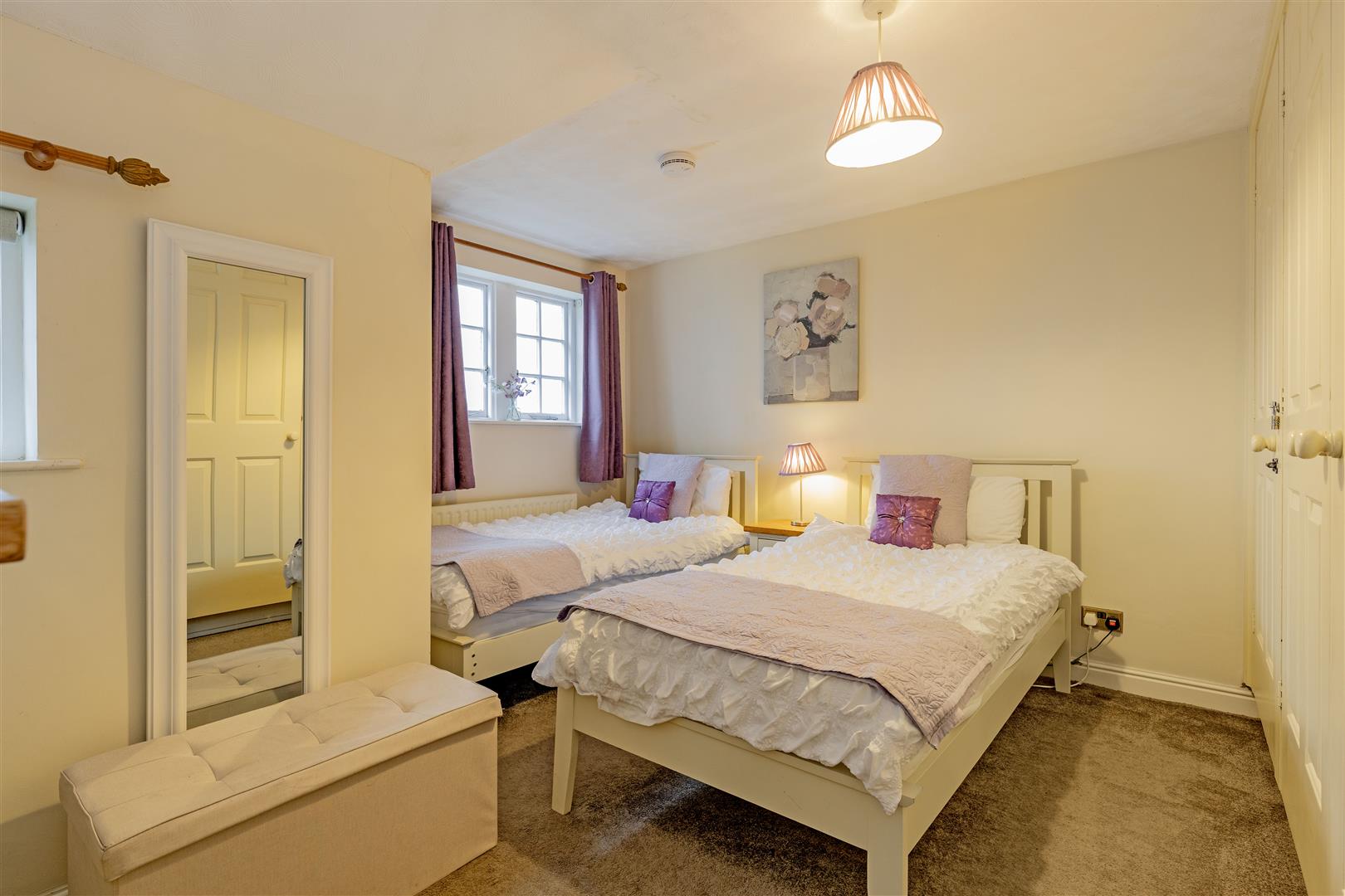 9, The Old School Close, Tideswell, SK17 8NG