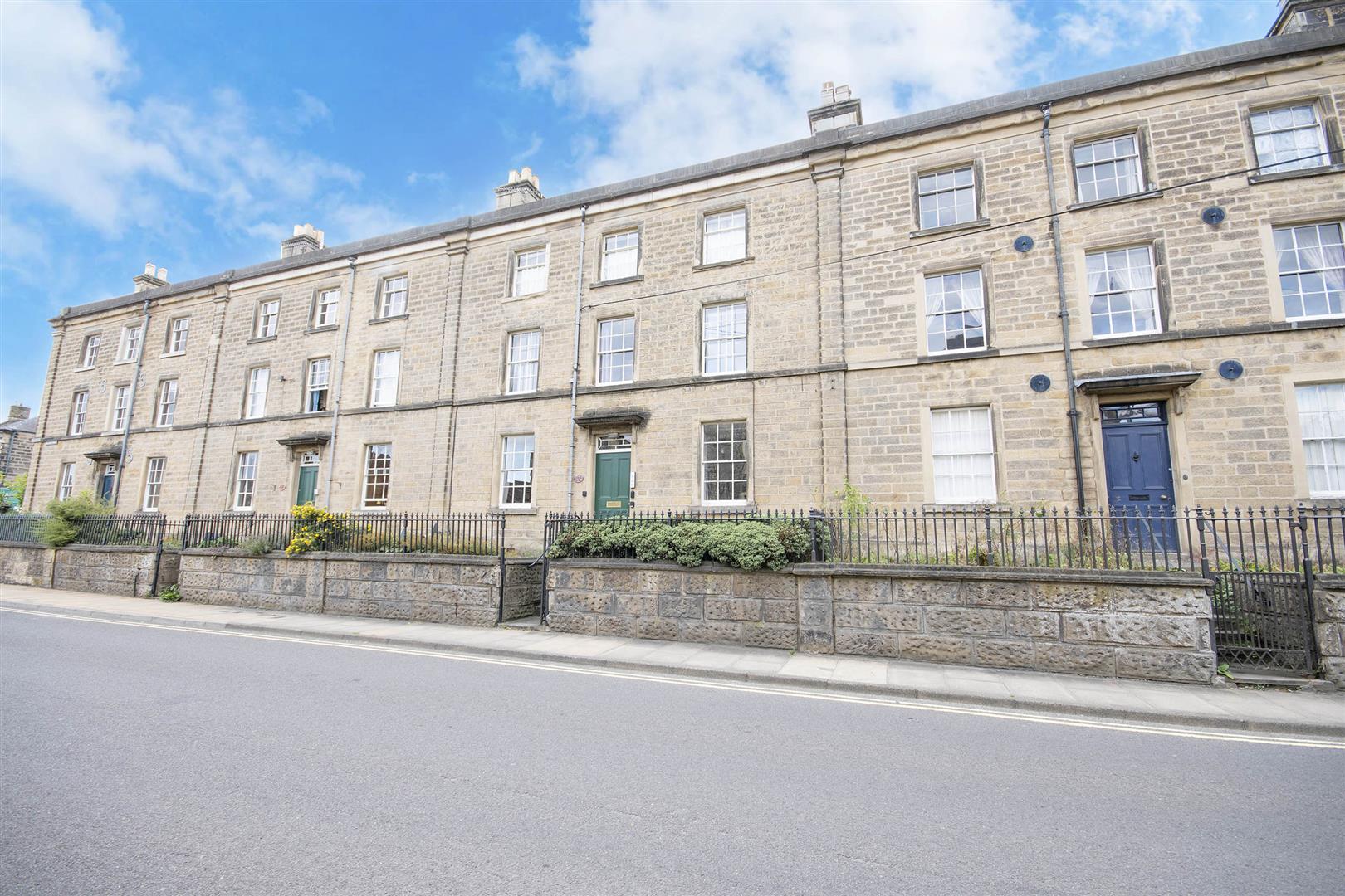 Flat 6 Regency House, Buxton Road, Bakewell, DE45 1BZ