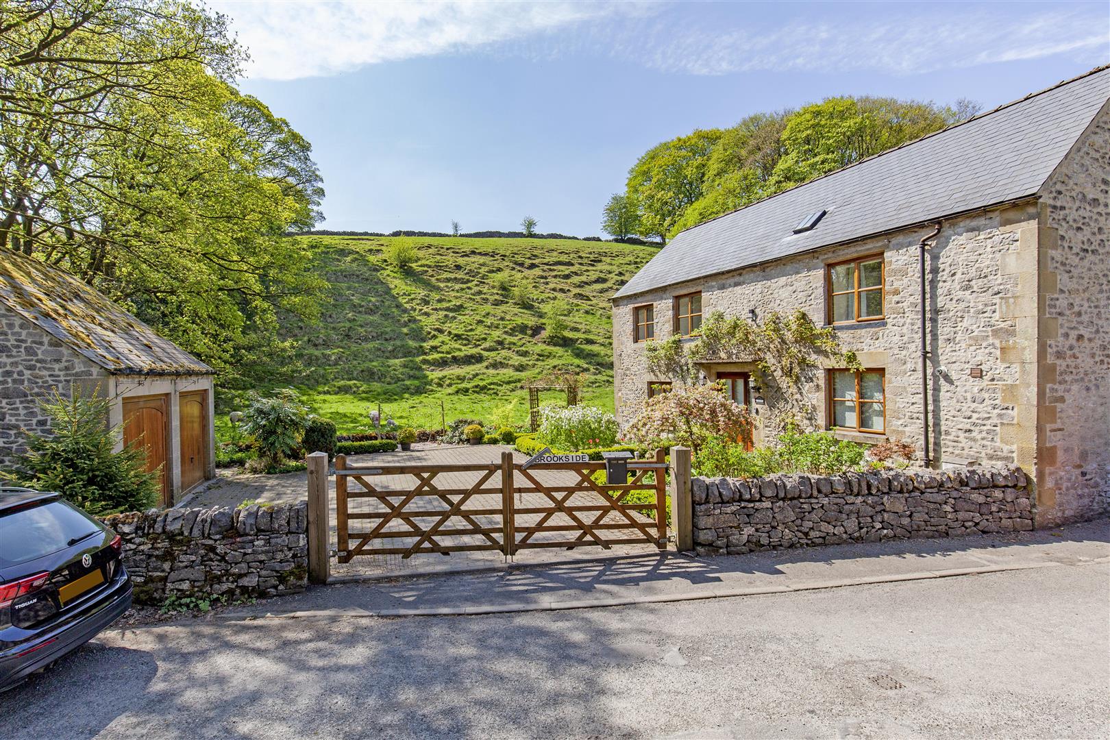 Brookside, Manchester Road, Tideswell, SK17 8LL