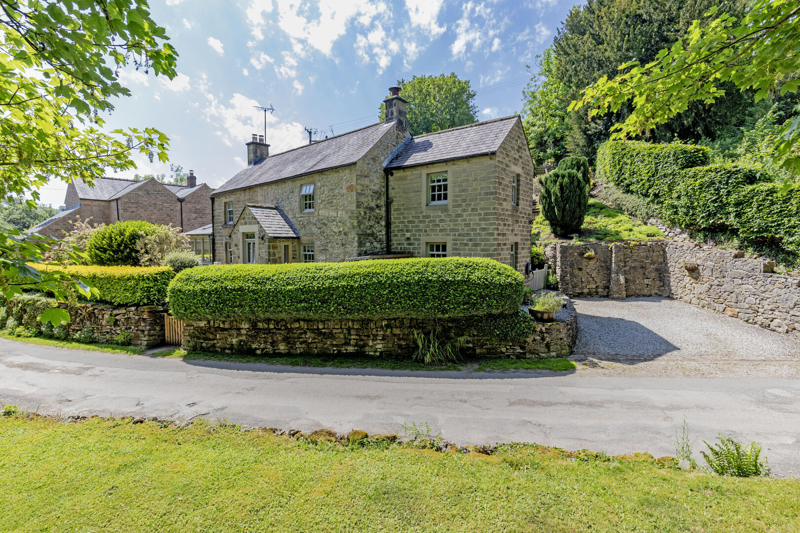 Brookside Cottage, Fallgate, Ashover, S45 0EY