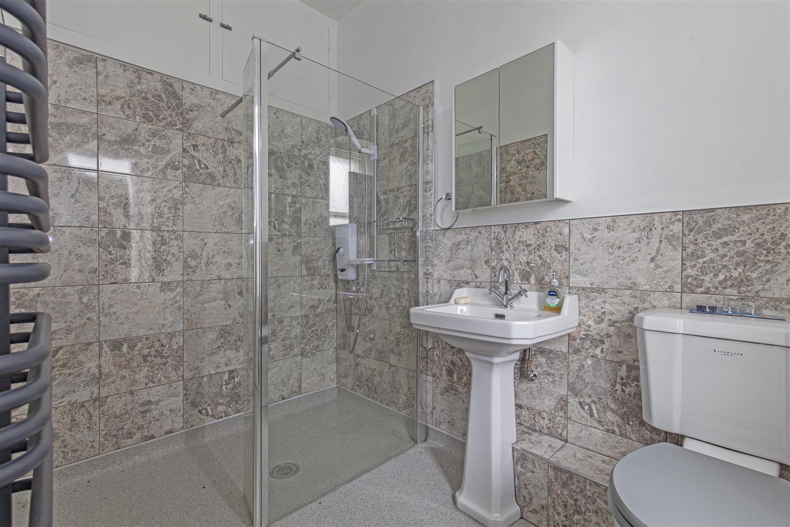 The Orchard, Stanedge Road, Bakewell, DE45 1DG