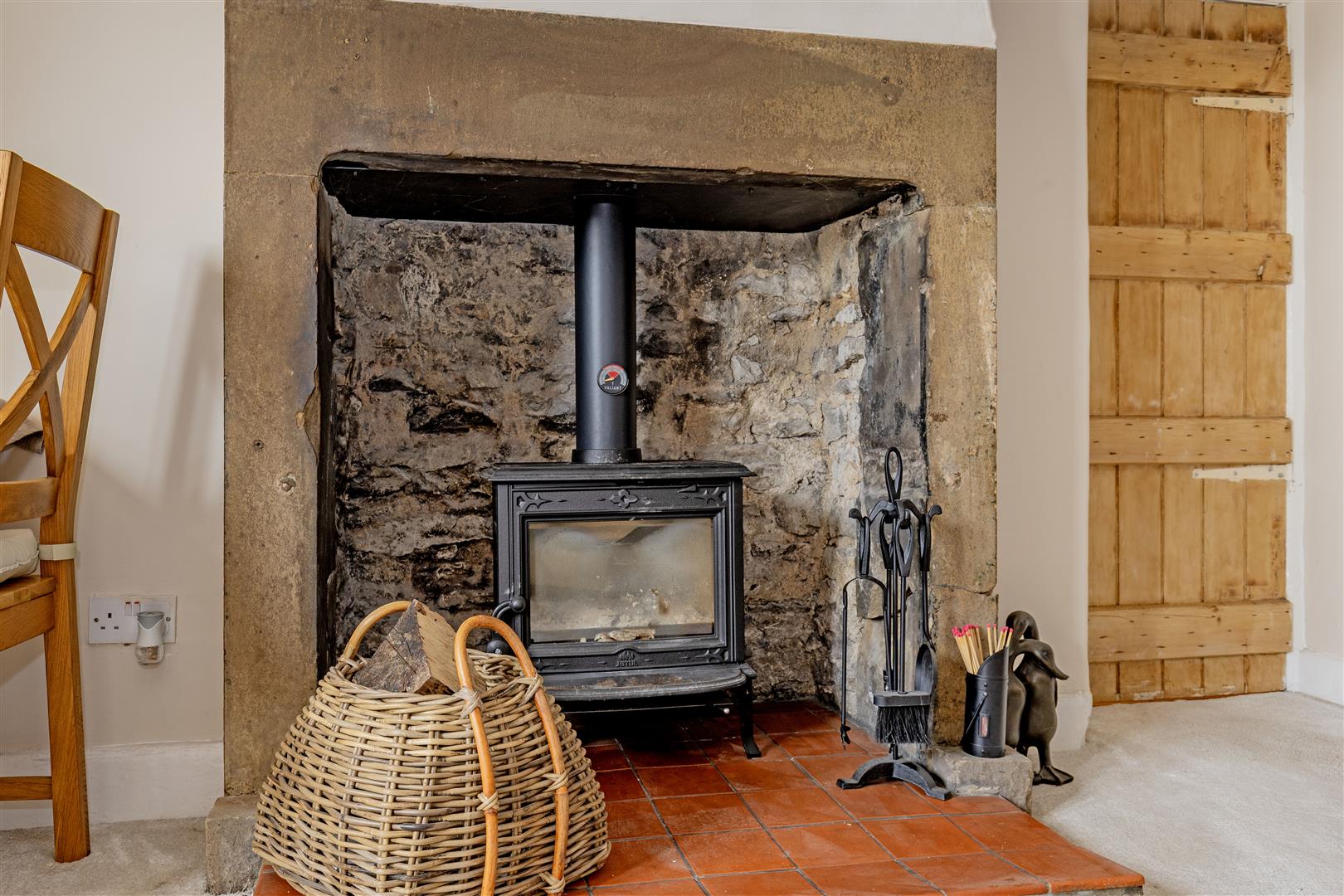 46, Middle Row, Cressbrook, Buxton, Derbyshire, SK17 8SX