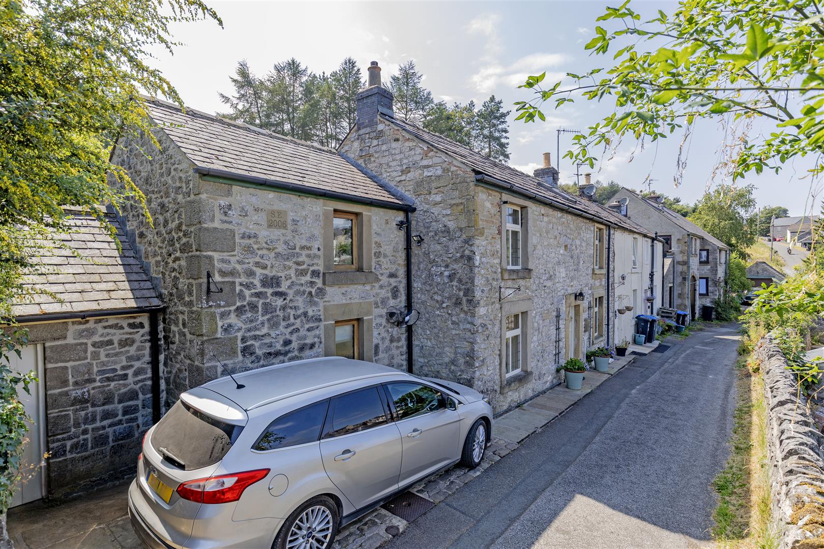Acorn Cottage, 2 Wheston Bank, Tideswell, SK17 8LJ