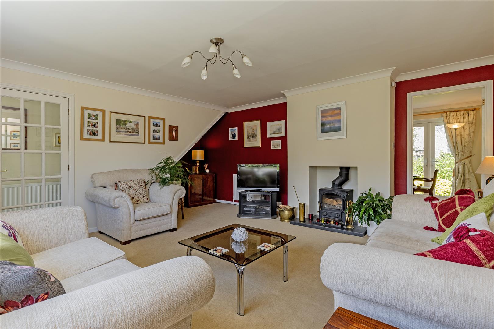27, Castle Mount Crescent, Bakewell, DE45 1AT